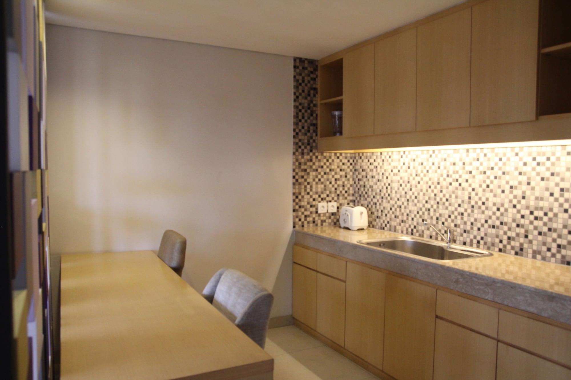 Quest Hotel Kuta By Aston Exterior photo