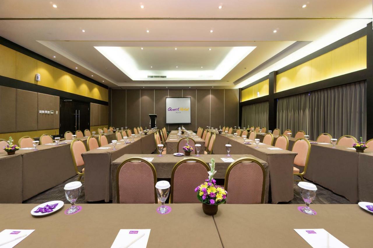 Quest Hotel Kuta By Aston Exterior photo